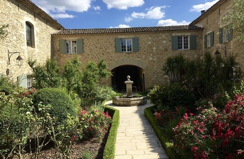Althen-des-Paluds Casa | Impresionante monasterio convertido de 600m2 en una aldea tranquila, ideal para familias
