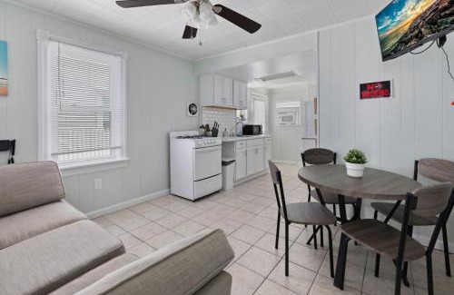 Wildwood Apartamento | Stunning 8 beds 4 baths Minute 2 Beach boardwalk