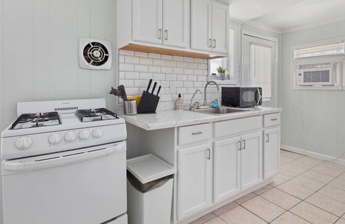 Wildwood Apartamento | Stunning 8 beds 4 baths Minute 2 Beach & boardwalk