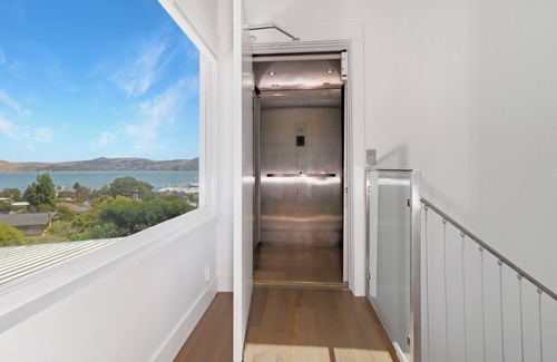 Sausalito Casa | Stunning Accessible View Home W/Elevator in Sausalito