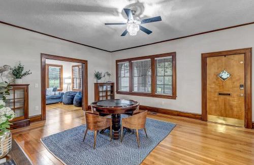 Riverside Casa | Stunning and Cozy 4BR in Historic Avondale