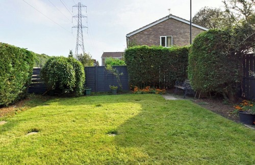 Hazlerigg Casa | Stunning and spacious 2 - bedroom house with a family feel