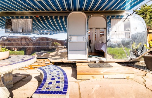Half Moon Bay Casa | Stunning and unique AirStream on the Coastal Trail and near Poplar Beach