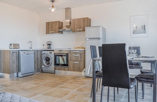 Coti-Chiavari Apartamento | Impresionante apartamento en Coti.
