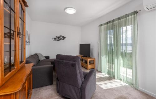 Klenovica Apartamento | Stunning Apartment In Klenovica