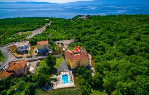 Zurkovo Apartamento | Stunning Apartment In Kostrena