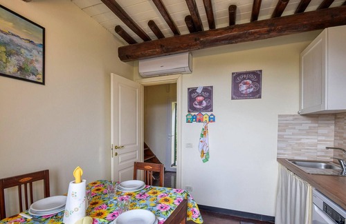 Recco Apartamento | Stunning apartment in Recco with kitchen