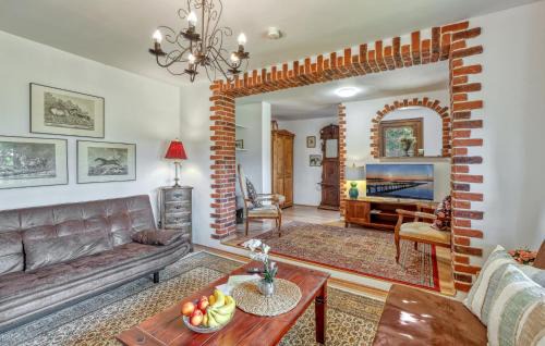 Zurow Apartamento | Stunning Apartment In Zurow With Wifi