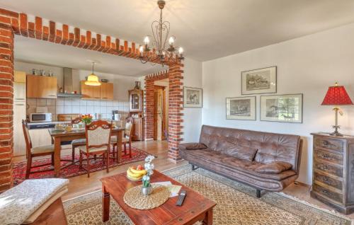 Zurow Apartamento | Stunning Apartment In Zurow With Wifi