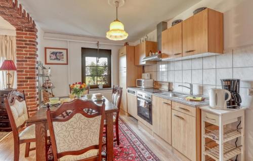 Zurow Apartamento | Stunning Apartment In Zurow With Wifi