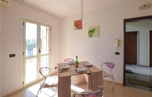 Lamezia Terme Apartamento | Stunning Apartment In Lamezia Terme