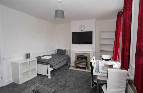 Loxford Apartamento | Apartamento-Baño Privado-F2- 474 Ilford Lane