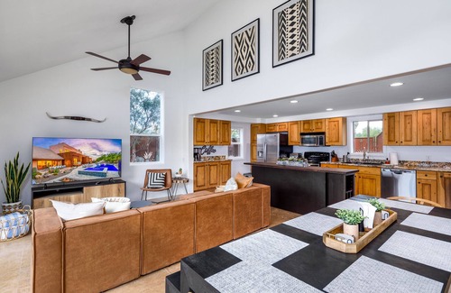 Desert View Village Casa | Stunning Arizona estate with mountain views, a heated pool, game room, & hot tub
