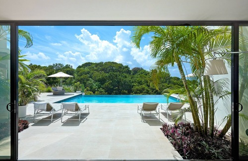 Weston Villa | Impresionante Villa Barbados con piscina infinita y vistas al mar