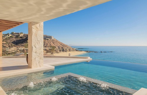 San Jose del Cabo Villa | Stunning Beachfront Villa w/ Gourmet Chefs, Butlers, Chauffeur, Yacht, Gym and m