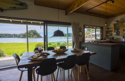 Tutukaka Casa | Impresionante casa frente a la playa- puerto de Tutukaka