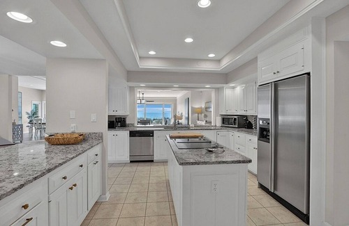 Myrtle Beach Casa | Precioso frente al mar 6 habitaciones w / piscina Spa y sala de juegos!