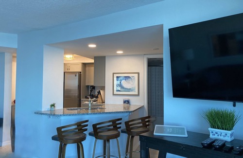 Daytona Beach Shores Condominio | Stunning Beachfront Condo with 360° Ocean Views, Beach Access, Pool & Hot Tub