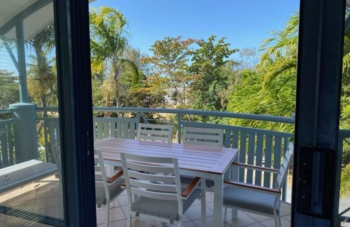 Yorkeys Knob Apartamento | Stunning Beachfront Apartment