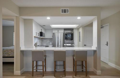 Sanibel Casa | Stunning Beachfront Residence at The Sanibel Inn- Resort Amenities Included!