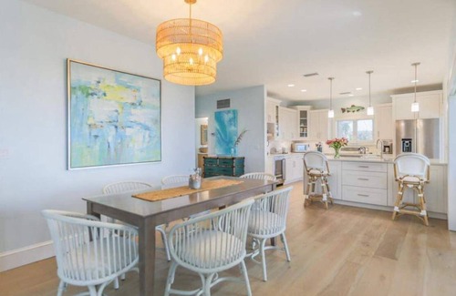 Sanibel Casa | Stunning Beachfront Villa with Heated Pool