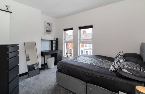 Queens Quarter Casa | Stunning Belfast City Home