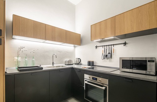 San Lorenzo Apartamento | STUNNING BLUE FLORENCE