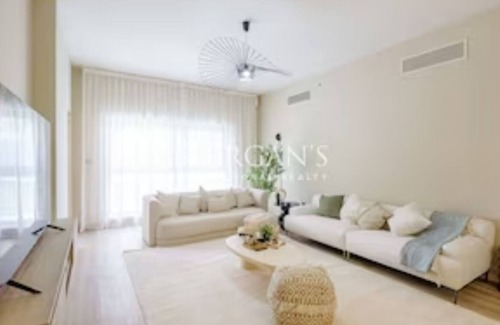 Dubai Media City Apartamento | Stunning brand new 2 BR in Palm Jumeirah