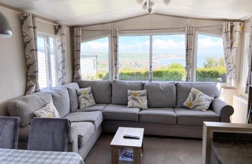 Swanage Casa | Stunning Caravan on Swanage Bay View Holiday Park
