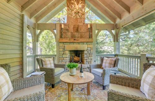 Cashiers Casa | Stunning Cashiers Cottage Rental with Screened Porch