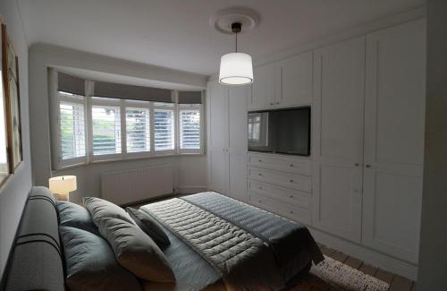 Coulsdon East Casa | Stunning Caterham 4 bedroom home