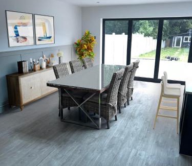 Coulsdon East Casa | Stunning Caterham 4 bedroom home