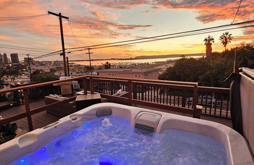 Middletown Casa | Stunning city and bay views w/hot tub & fire pit