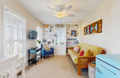 Holden Beach Casa | Stunning coastal home with ocean views and close to beach access
