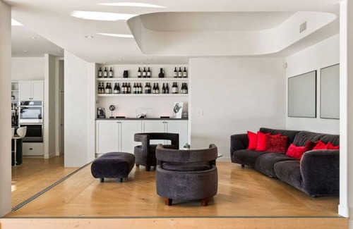 Nichols Canyon Casa | Stunning Contemporary 4-bedroom home overlooking Los Angeles & Sunset Strip