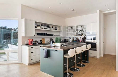 Nichols Canyon Casa | Stunning Contemporary 4-bedroom home overlooking Los Angeles & Sunset Strip
