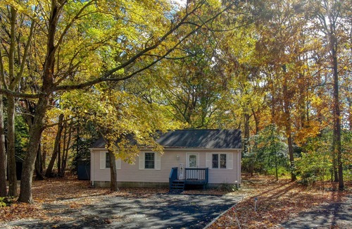 Rehoboth Beach Cabaña | Stunning Cottage in Gated Bayfront Community (Angola By the Bay)