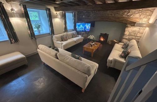 Ganllwyd Casa | Stunning Cottage near Dolgellau