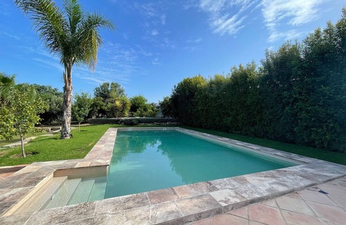 New Golden Mile Villa | Villa de campo impresionante