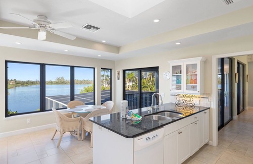 The Dunes Casa | Stunning Cul-de-sac Home on Golf Course with Pool