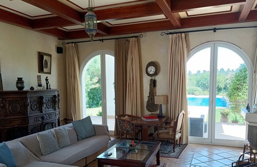 Benalup-Casas Vieja Villa | Stunning 3-Bed Villa in Benalup-Casas Viejas