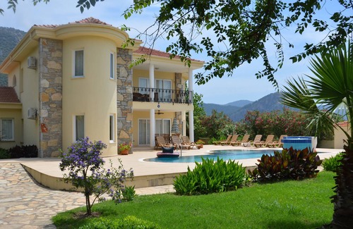 Dalyan Villa | Impresionante, exclusivo 4 dormitorios, villa privada en una zona rural y tranquila
