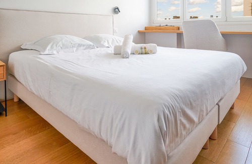 Republique–Point-du-Jour Apartamento | Stunning flat with balcony and parking near Paris - Welkeys