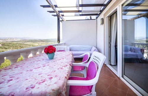 Bogazici Apartamento | Stunning Flat near Beach with Shared Pool n Bodrum