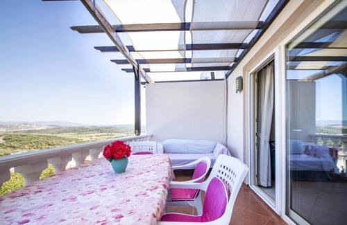 Bogazici Apartamento | Stunning Flat near Beach with Shared Pool n Bodrum
