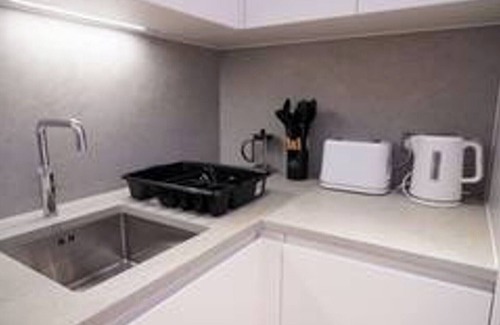 Dudden Hill Apartamento | Stunning Flat swimming pool/gym