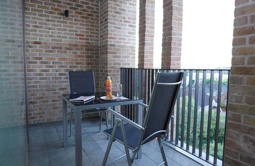 Dudden Hill Apartamento | Stunning Flat swimming pool/gym