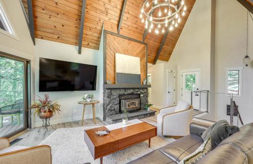 Blue Jay Casa | Stunning Forest Views Luxury Lake Arrowhead Cabin