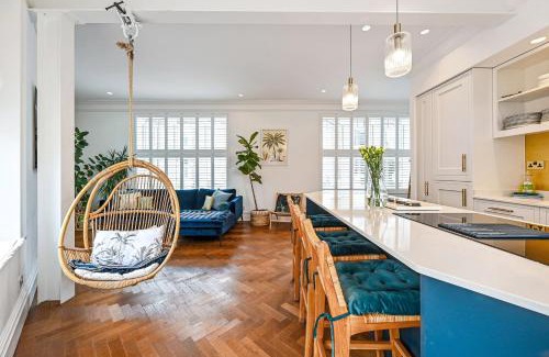 Roath Casa | Stunning four bedroom Cardiff house