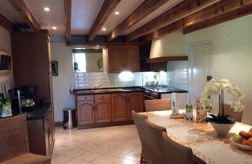 Couthures-sur-Garonne Casa | Stunning Chateau in the French Countryside & pool